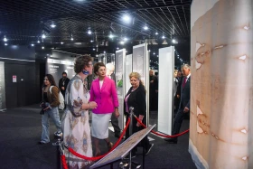 Турин шапанының дәл көшірмесін алғаш рет Астанаға көрмеге әкелді - фото 7