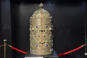 Турин шапанының дәл көшірмесін алғаш рет Астанаға көрмеге әкелді - фото 13