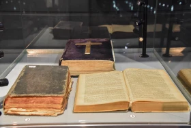 Турин шапанының дәл көшірмесін алғаш рет Астанаға көрмеге әкелді - фото 14