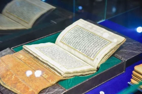 Турин шапанының дәл көшірмесін алғаш рет Астанаға көрмеге әкелді - фото 15