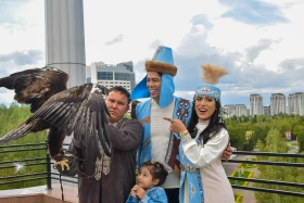 Silk Way Star жобасының қатысушылары Қазақстанды Конституция күнімен құттықтады - фото 9