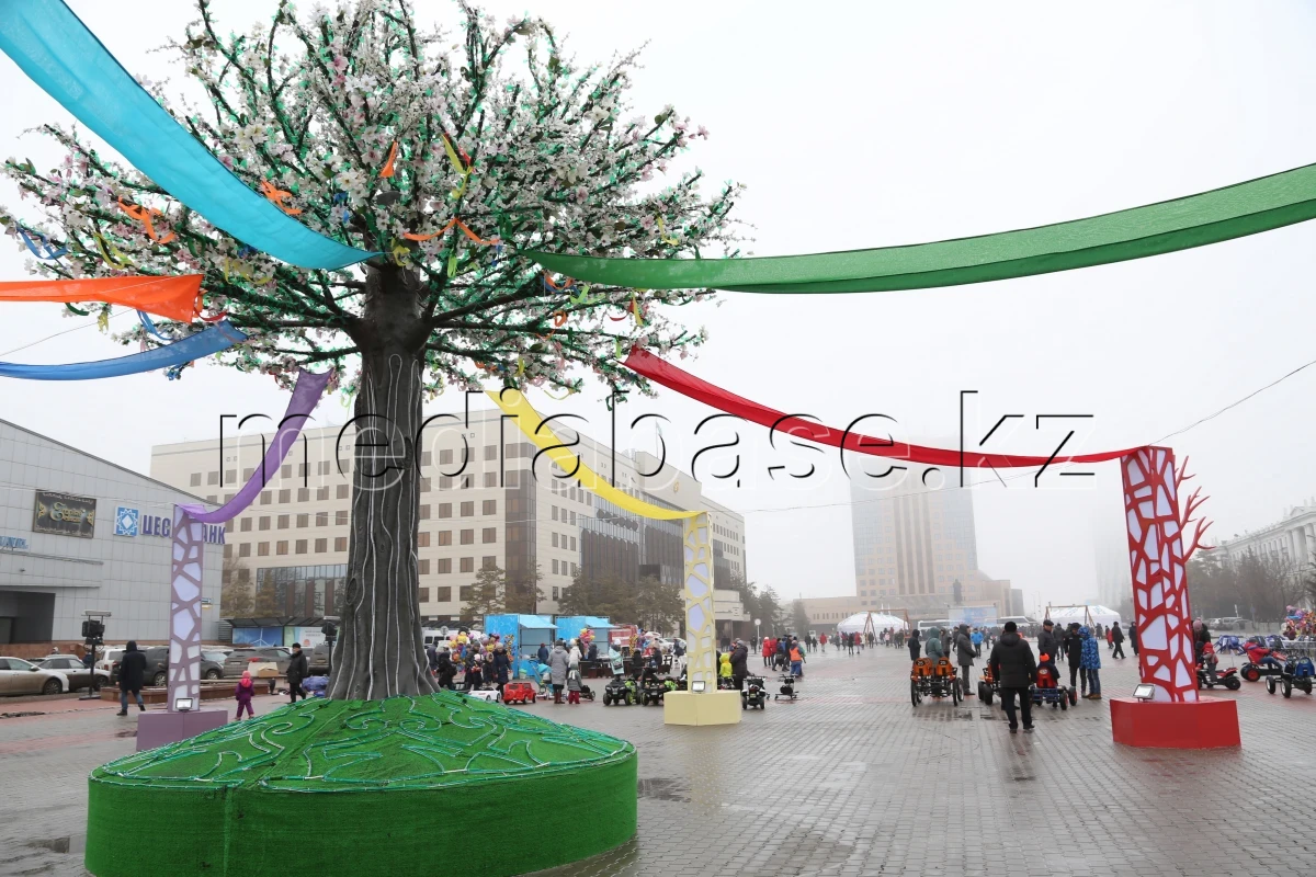 Көктемдей құлпырған Наурыз мерекесінен көріністер - фото 1