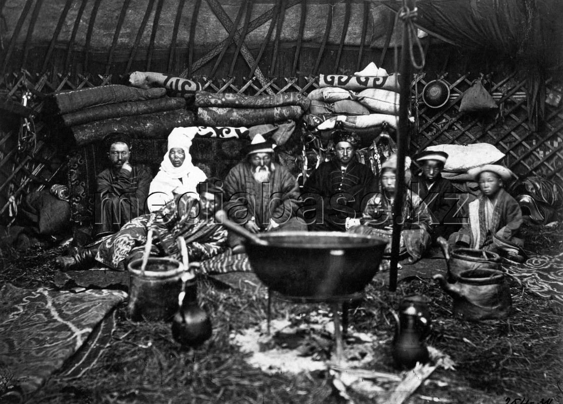 Қазақ киіз үйі - фото 1