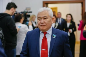 Before the Address: participants gathered for the Parliamentary session - photo 8