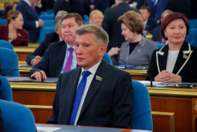 Before the Address: participants gathered for the Parliamentary session - photo 14