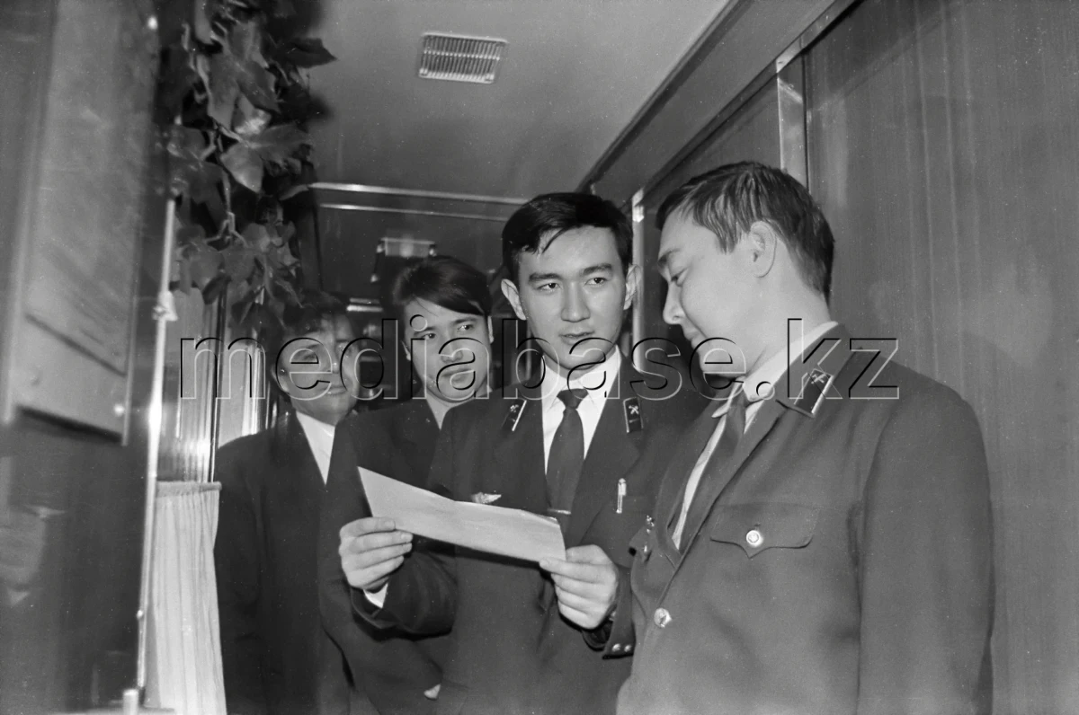 Ақмола: теміржол және қызметкерлер — 1998 - фото 1