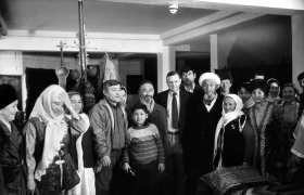 Traditional Weaving at the Carpet Museum - photo 10