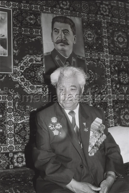 Kasym Kaysenov - photo 1