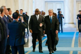 Тоқаев Конго Президентіне: Астанаға арнайы келуіңіз қазақ еліне деген құрметтің көрінісі - фото 5