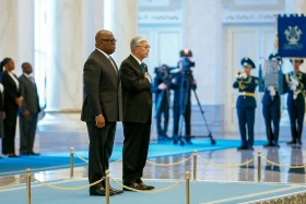 Тоқаев Конго Президентіне: Астанаға арнайы келуіңіз қазақ еліне деген құрметтің көрінісі - фото 3