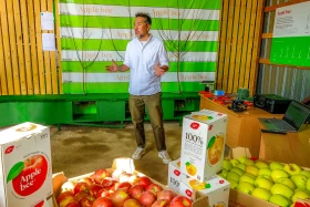 Kazakhstan is reviving the legendary aport apple - photo 5