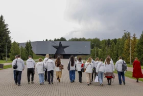 Жеңіс жолдарымен: қайғы, ерлік және Хатынь - фото 14