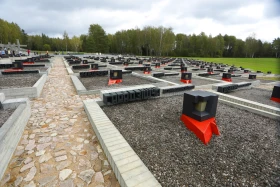 Жеңіс жолдарымен: қайғы, ерлік және Хатынь - фото 53