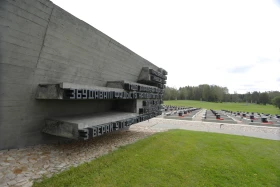 Жеңіс жолдарымен: қайғы, ерлік және Хатынь - фото 56