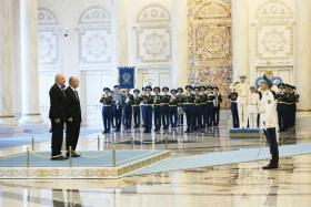 Қасым-Жомарт Тоқаев Мажарстан Президентін Ақордада қарсы алды - фото 2