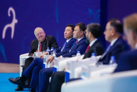 Энергетикадағы жасанды интеллект: Huawei сарапшылары KAZENERGY 2025 форумында негізгі үрдістерді талқылады - фото 5