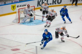 ҚХЛ: «Барыс» алты ойынға созылған сәтсіздік сериясын тоқтатты - фото 2