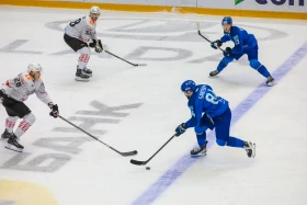 ҚХЛ: «Барыс» алты ойынға созылған сәтсіздік сериясын тоқтатты - фото 3