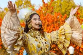 Apple Festival in Almaty: Tons of fruit, music, and good traditions - photo 16