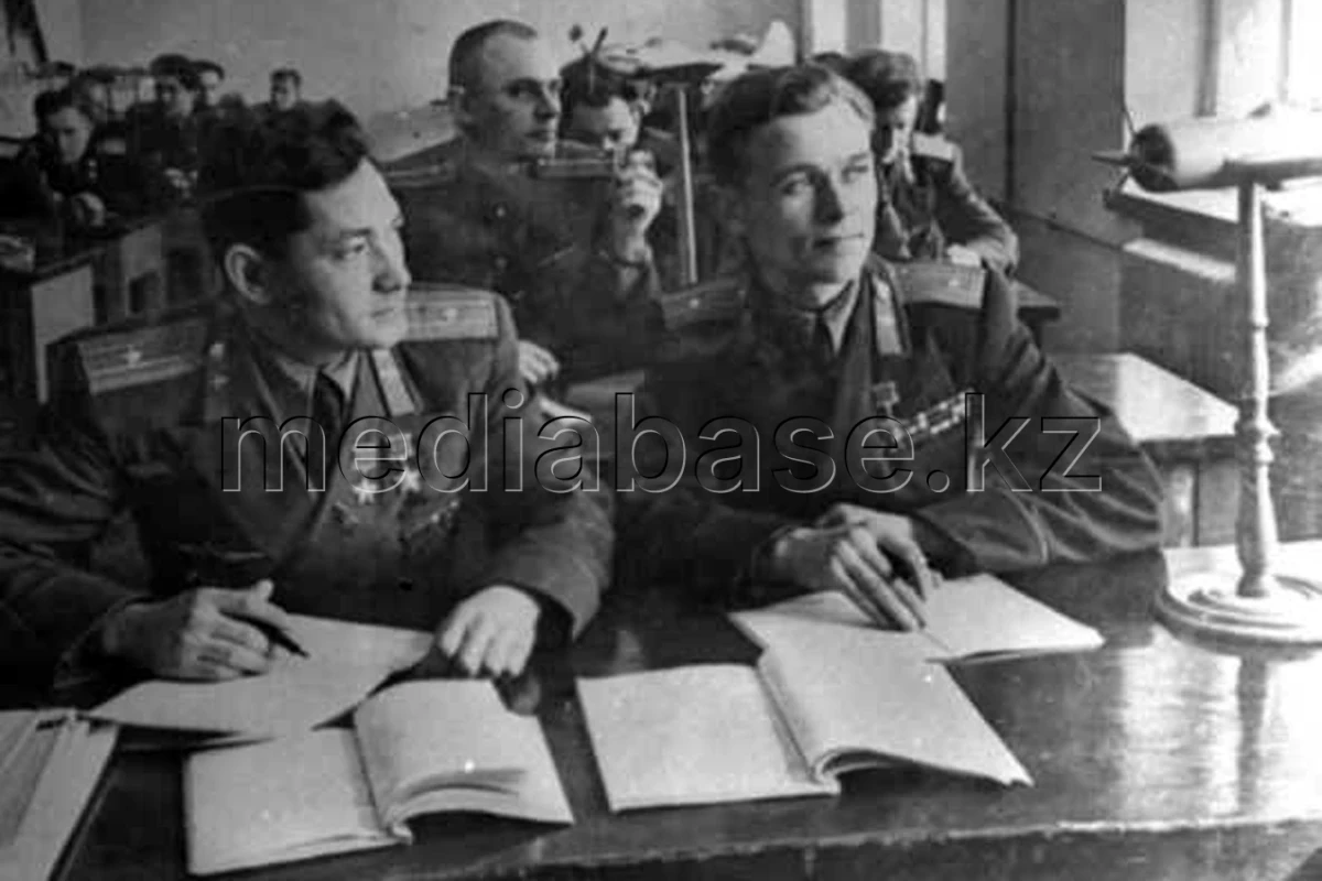 World War II — 1939–1945 - photo 1