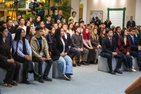 Жаһандық тәртіп, орта мемлекеттер рөлі – Финляндия Президенті астаналық студенттерге дәріс оқыды - фото 9