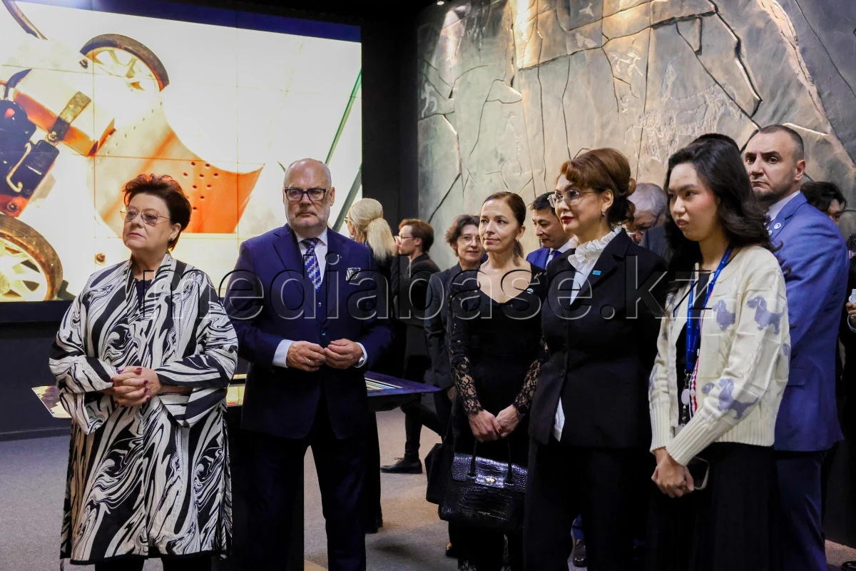 Астанада Эстония ұлттық музейі қорынан әкелінген қолғап көрмесі ашылды - фото 1