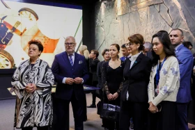 В Астане открылась выставка перчаток, привезённых из фондов Эстонского национального музея - фото 1