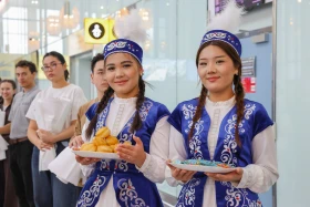 Казахстанские врачи завершили гуманитарную миссию в Афганистане - фото 2