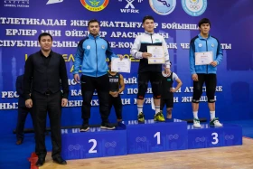 Ақжол Құрманбек ауыр атлетикадан Қазақстанның жаңа чемпионы атанды - фото 48