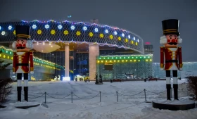 Festive decoration of the capital for the New Year - photo 4