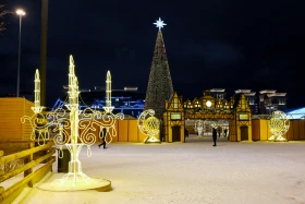 Festive decoration of the capital for the New Year - photo 26