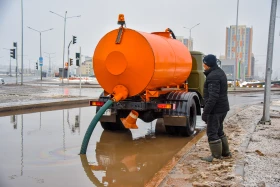 Streets Turned into an Ice Rink: How Astana Is Coping with Icy Conditions - photo 9