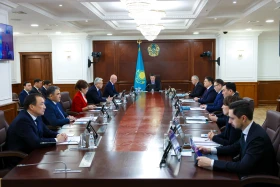 Бектенов медициналық сақтандыру қорындағы жемқорлық туралы: Кінәлілер жауапқа тартылады - фото 2