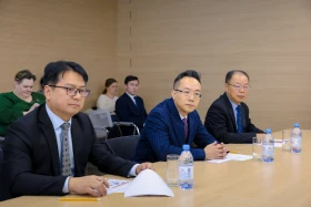 The Chinese company will invest USD 7.5 billion in the production of complex gas in the country - photo 3