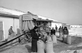 Трудящиеся Кзыл-Ординской области в 1956 году - фото 1
