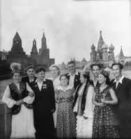 Группа казахстанской молодежи-участников VI Всемирного фестиваля молодежи и студентов - фото 1