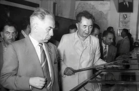 Alma-Ata, 1957. Foreign Delegation - photo 3