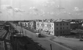 Guryev, 1957s - photo 2
