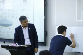 Kazinform мамандары MNU студенттеріне төте жазу әліпбиін үйретеді - фото 10