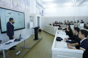 Kazinform мамандары MNU студенттеріне төте жазу әліпбиін үйретеді - фото 14