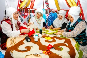 Уникальный сырмак создают в Алматы для мирового рекорда - фото 2