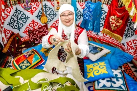 Уникальный сырмак создают в Алматы для мирового рекорда - фото 12