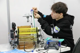 Қазақстандық мектеп оқушылар өз роботтарын Сингапурдағы Олимпиадада таныстырады - фото 1