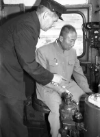 Petropavlovsk: Depot Shown to Chinese Specialists — 1959 - photo 2