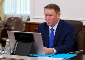 PM Bektenov orders to maintain housing construction paces - photo 3