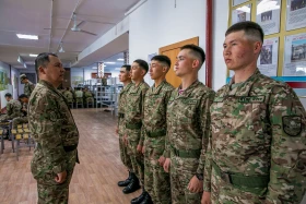 Inside the Army: One Day in the Life of a National Guard Soldier - photo 18