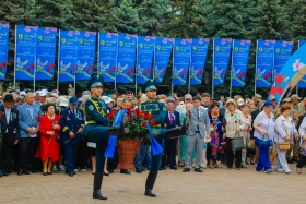 “Batyrlarğa Tağzym” Campaign: Thousands of Almaty Residents Honored WWII Heroe - photo 20