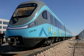 LRT Fares Can Be Paid via Face ID, Smartwatches, and Mobile Phones - photo 3
