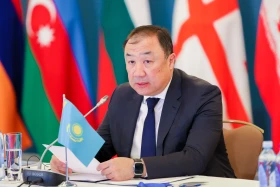TRACECA countries sign agreement on unified transit permit - photo 18