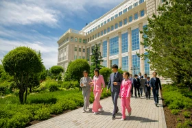 Сто школьников из регионов Казахстана посетили Акорду - фото 7